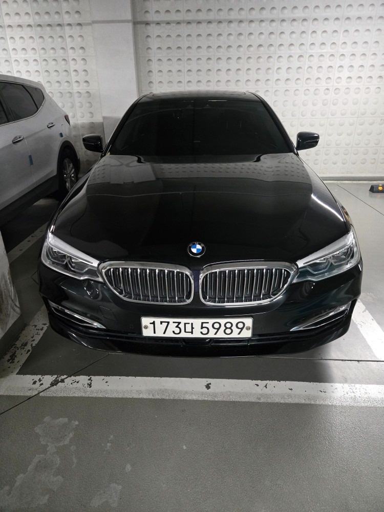 5시리즈 G30 530 i xDrive (252마력)럭셔리 플러스 매물 썸네일