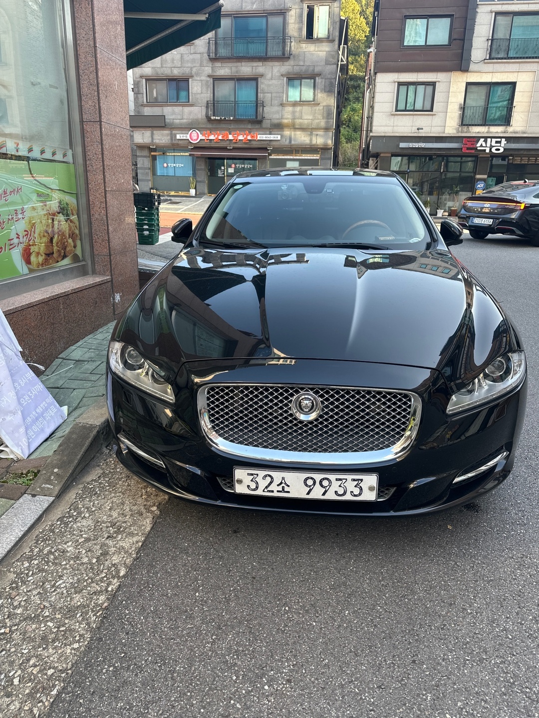 XJ X351 3.0 d 프리미엄 럭셔리 LWB 매물 썸네일