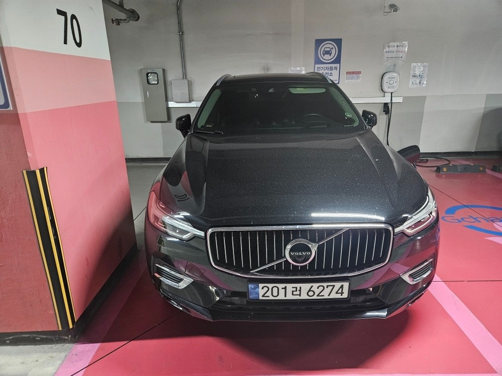 XC60 Ⅱ T8 AWD PHEV 매물 썸네일