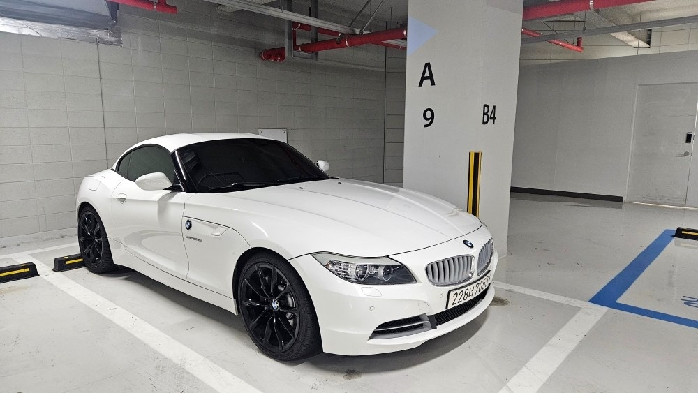 Z4 E89 35 i sDrive (306마력) 매물 썸네일