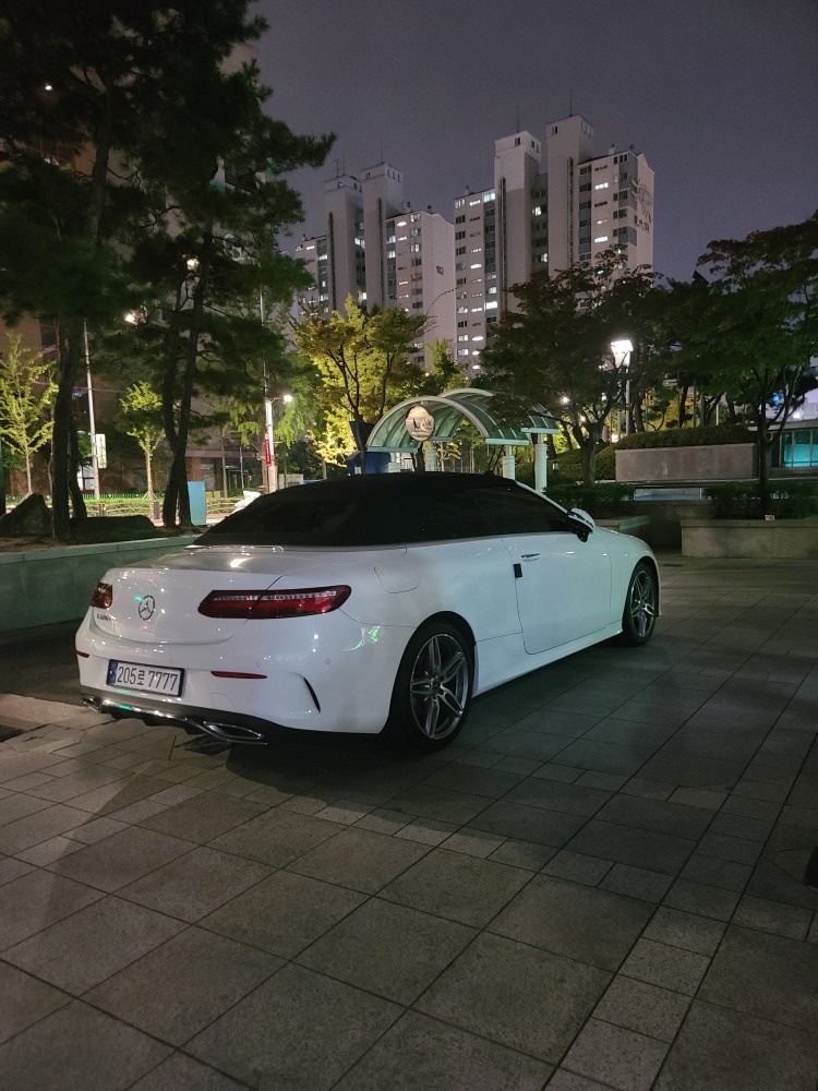 E 클래스 W213 E220 d 카브리올레 매물 썸네일