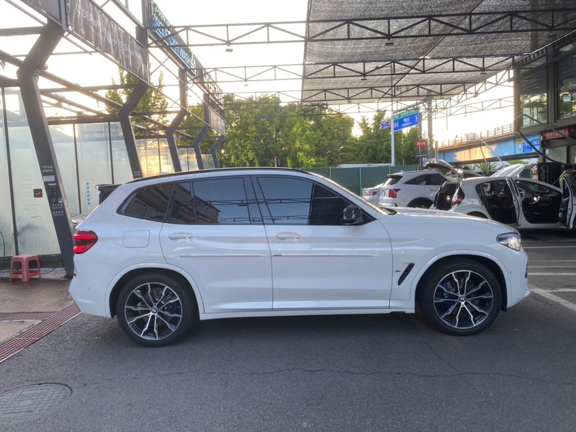 X3 G01 30e xDrive 전기형 (184마력)M 스포츠 온라인 익스클루시브 에디 매물 썸네일