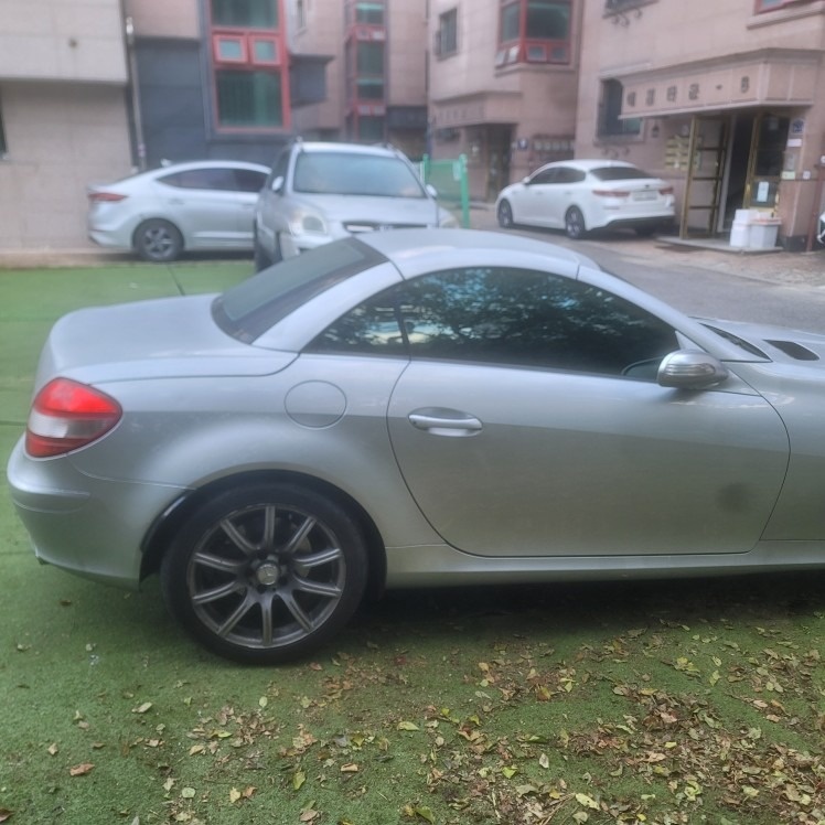 R171 SLK350 입니다

기전에 중고차 직거래 (4)