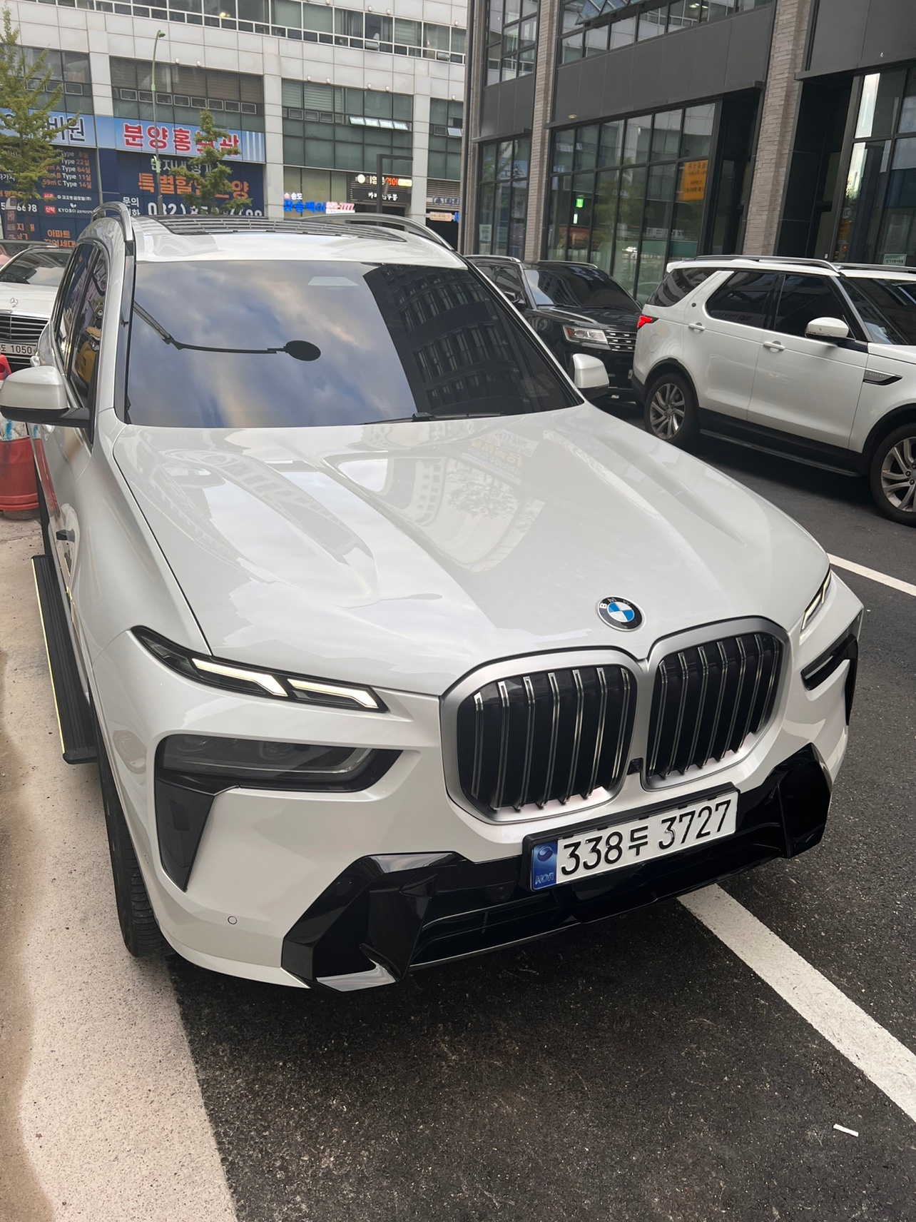 X7 G07 40 i xDrive 후기형 (381마력)M 스포츠 매물 썸네일