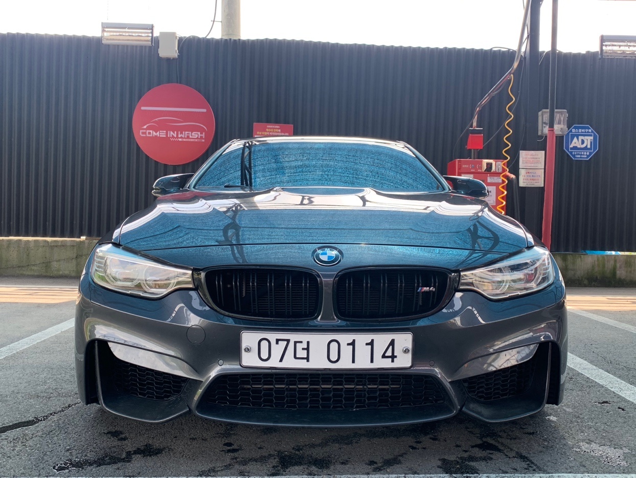 
2015년 10월식 f82 M4 쿠