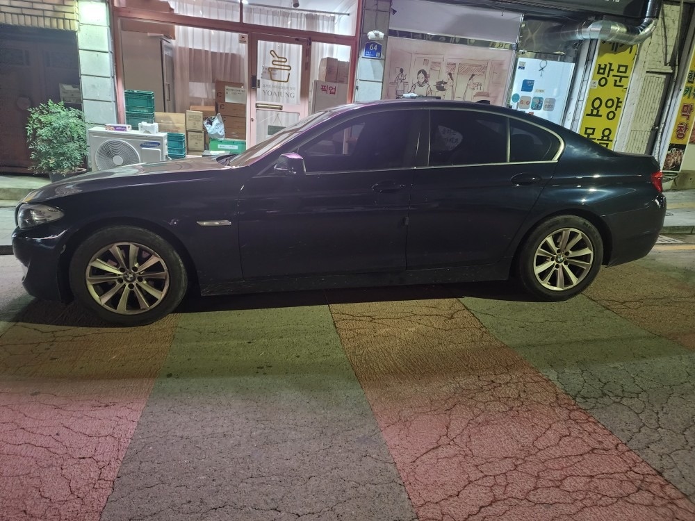 2010년 bmw 528i 차량입니다 중고차 직거래 (3)