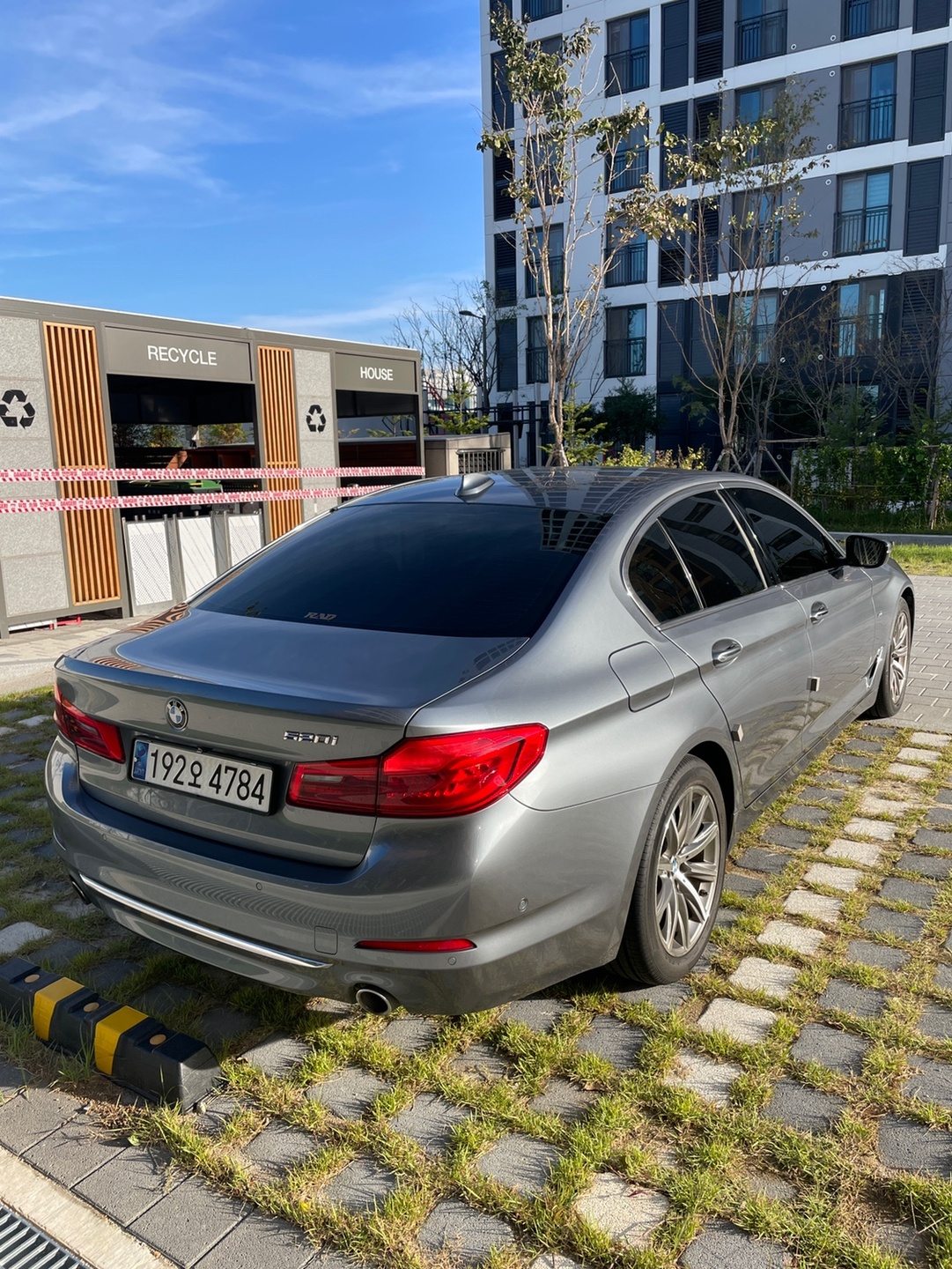 BMW 520i 럭셔리 블루스톤/꼬냑 중고차 직거래 (4)