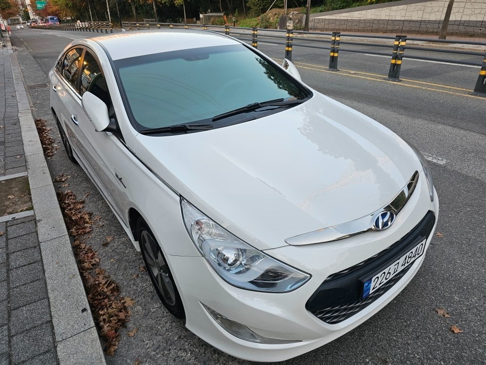 YF 쏘나타 Hybrid YF HEV 500h 2.0 로열 매물 썸네일