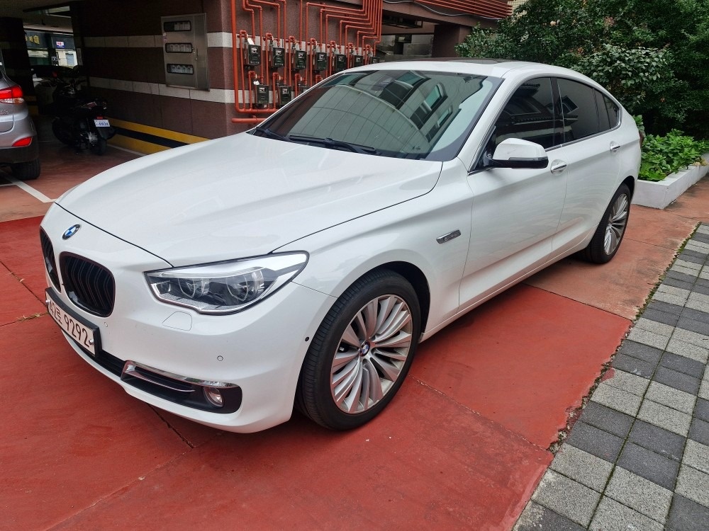 안녕하세요 bmw 5gt차량판매합니다 중고차 직거래 (2)