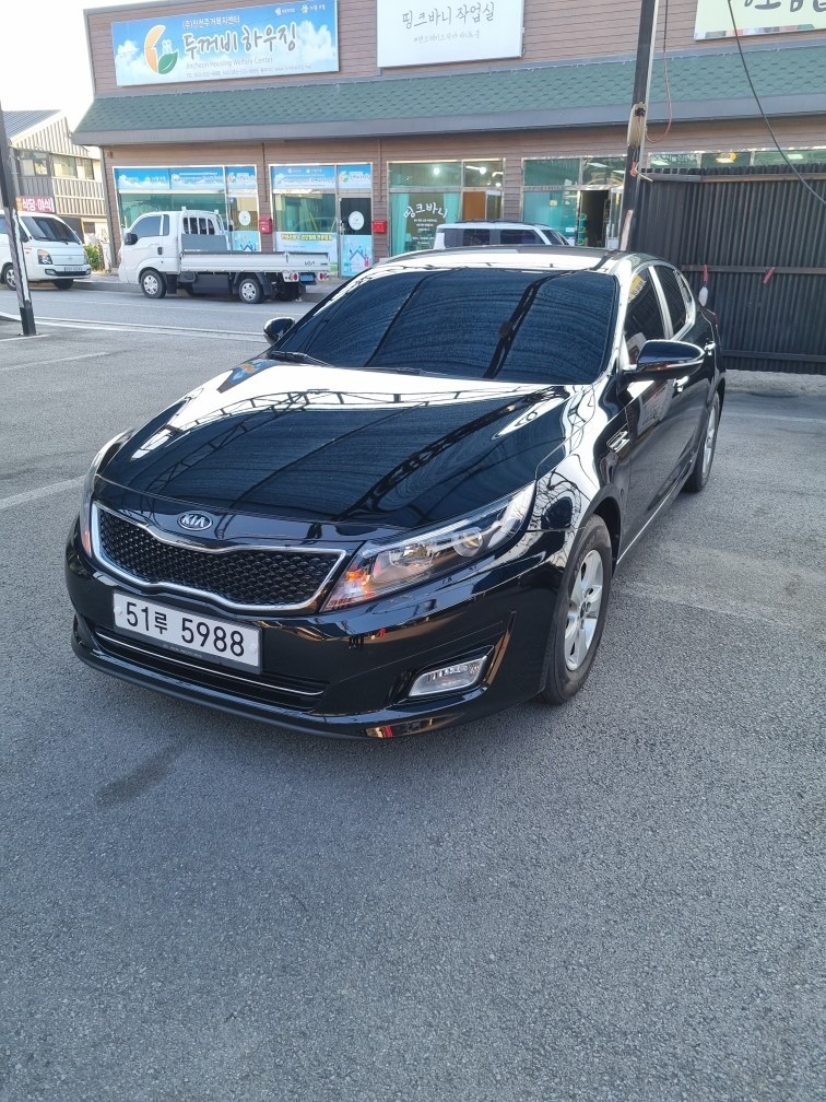 Kia K5 