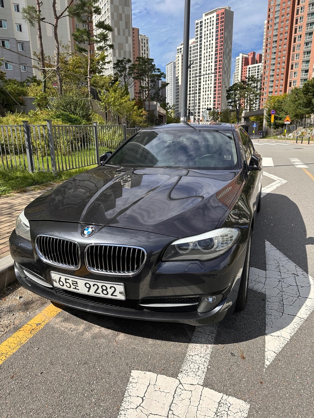 5시리즈 F10 528 i xDrive (245마력) 매물 썸네일