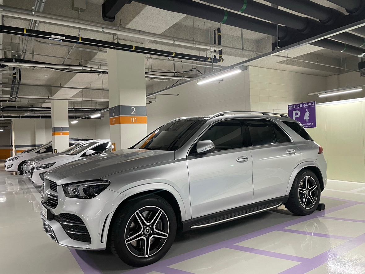 GLE 클래스 W167 GLE450 4Matic 전기형 (381마력)AMG Line 익스테리어 매물 썸네일