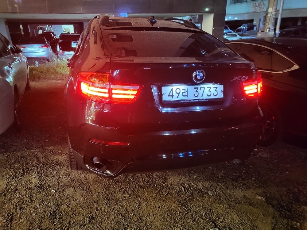 X6 E71 40d xDrive (306마력) 매물 썸네일