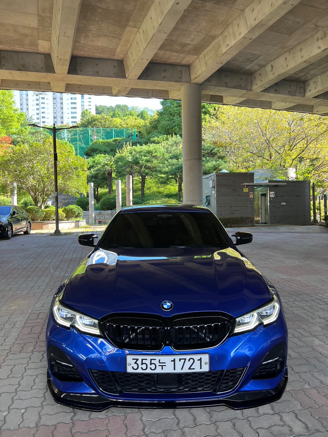 bmw 330i 포르티망 블루
1인소