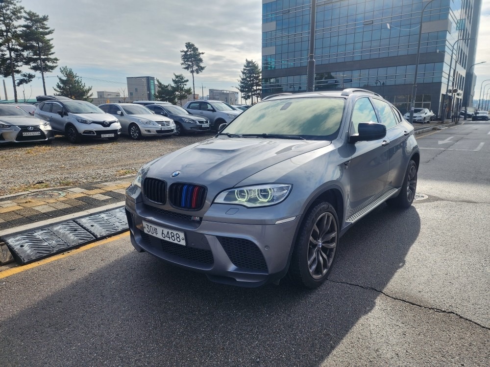 X6 E71 M50d xDrive (518마력) 매물 썸네일