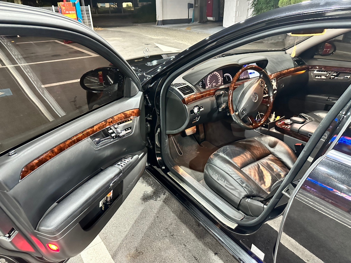 W221 S500 판매 합니다.

0 중고차 직거래 (9)