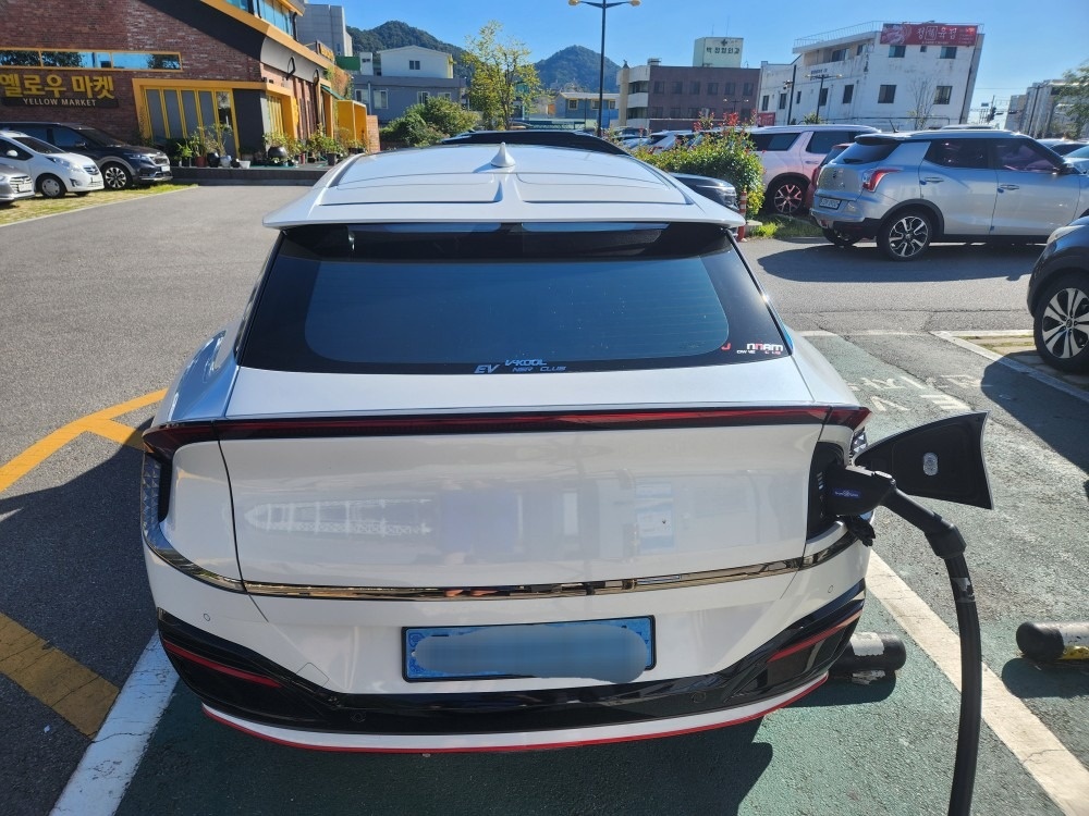 EV6 CV BEV(롱레인지/77.4kWh) AWD GT-Line(403km) 매물 썸네일