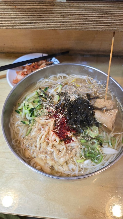 통영멸치국수