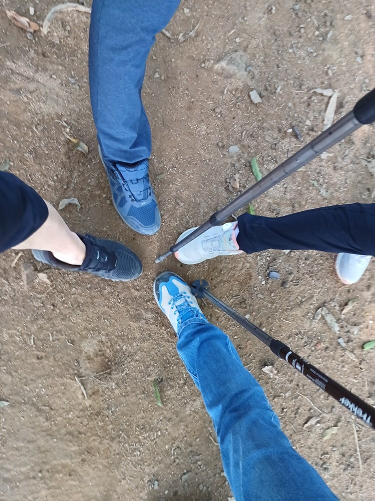 오늘도 큰매산트레킹~^^♡
가을바람 시원하게  솔솔불어오는데
용기와시간내서 같이 동참해주신 회원여러분
감사드려요~^^