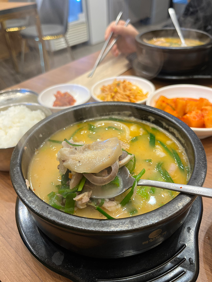 삐룡국밥 picture 0