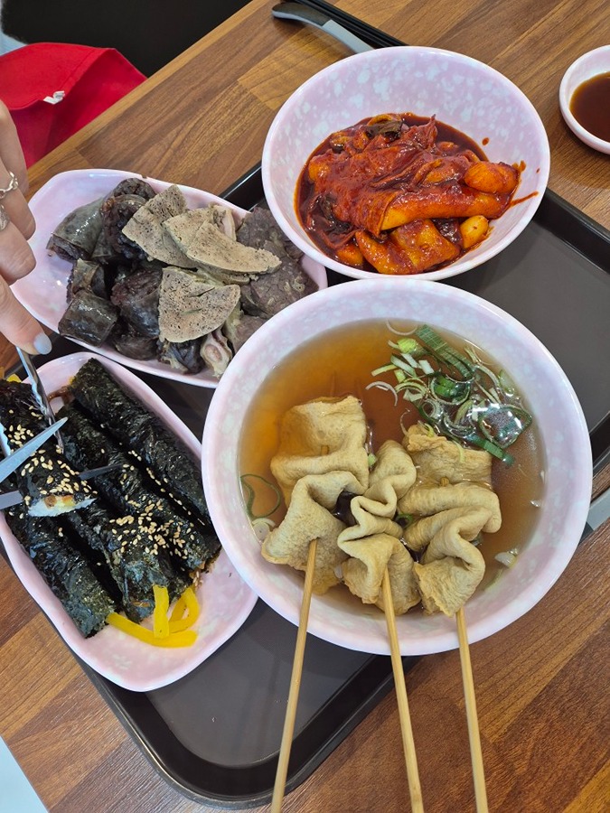 사임당  떡볶이 picture 3