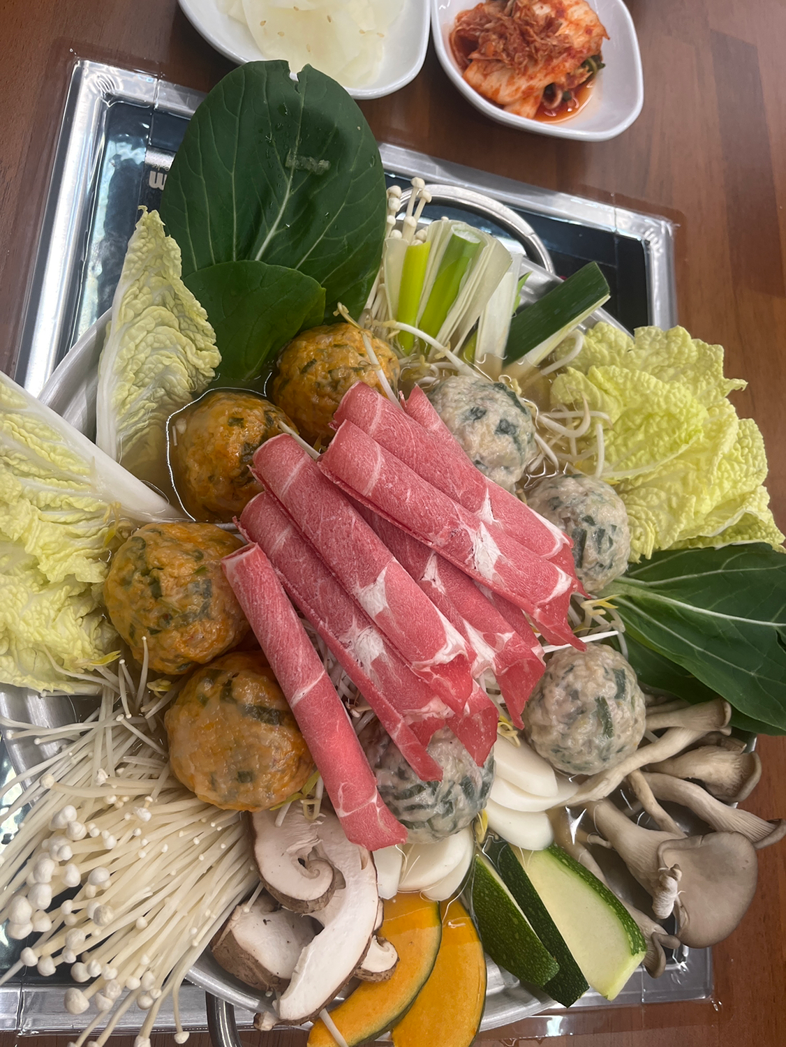 만두전골~~~
그닥 맛은 ㅋㅋㅋ