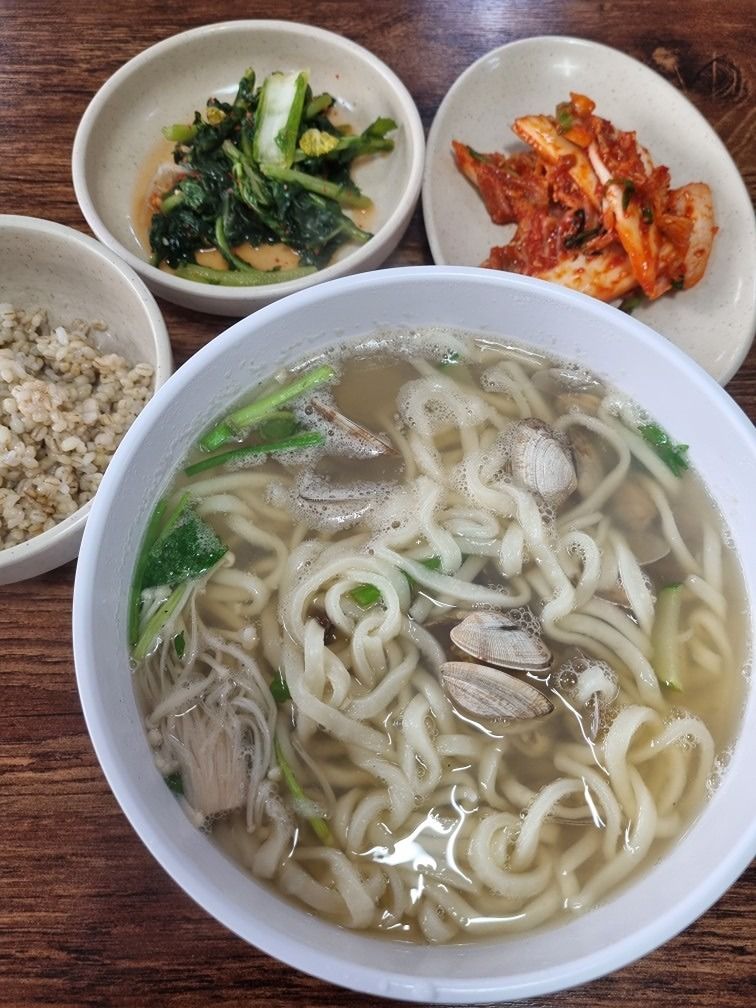 🍽 노포탐험대 : 로컬 맛집 발굴단 🧭 앨범 사진