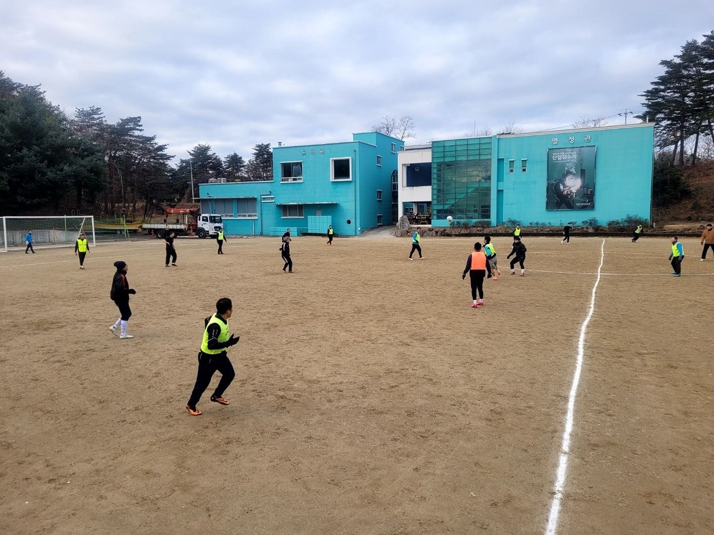 중앙 조기축구(30대 이상만 가입 가능) 앨범 사진