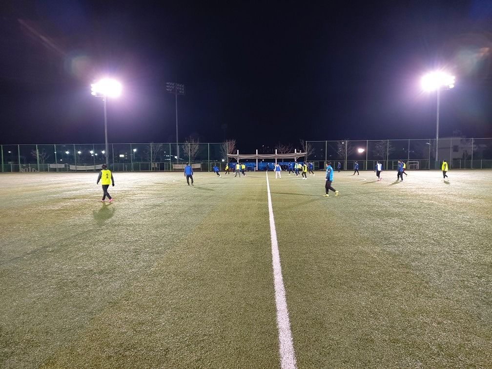 중앙 조기축구(30대 이상만 가입 가능)