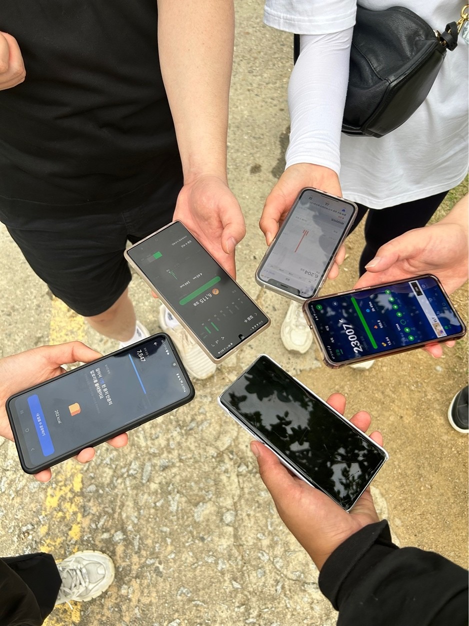 ✅️ 원만보
원주 20, 30대 청년들의
건강한 체육문화 만들기를 위한
캠페인으로 챌린지 형태로 진행합니다.

체력관리, 다이어트, 운동, 산책 등을 매개로
청년 체육문화를 만들어 갑니다.

✅️ 활동내용
동기부여와 친목을 위한
- 온라인 인증제
- 대면 인증제
- 정기 / 번개모임
- 캠페인, 이벤트
다양한 형태로 진행하고 있��습니다.

걷기, 산책으로 부담없이 같이
운동하실분을 모집합니다🍀