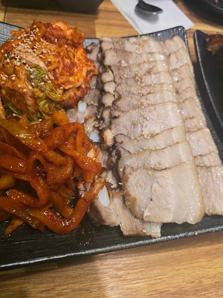 못먹은 막국수 박살내러