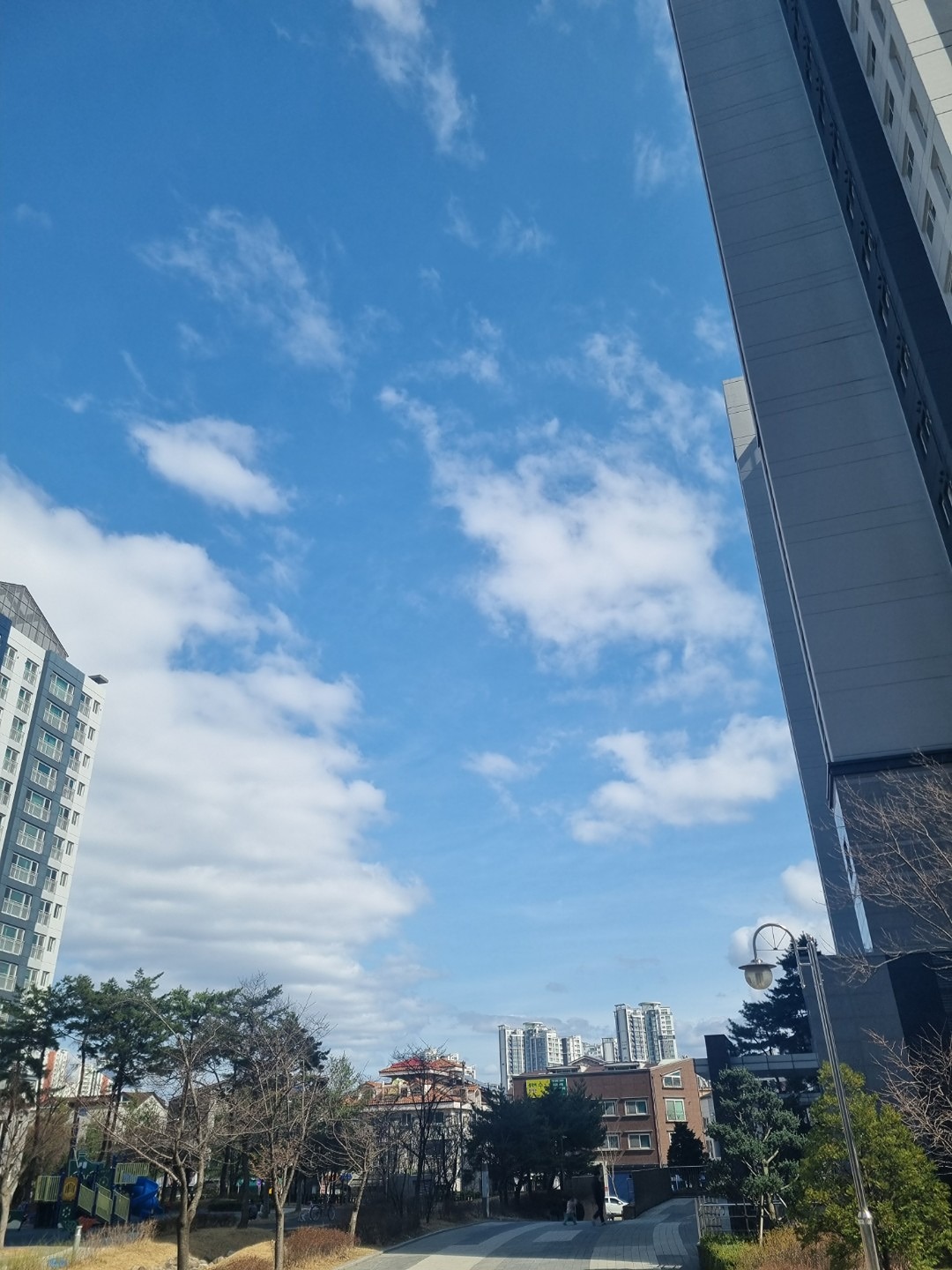 날씨 풀렸다 후