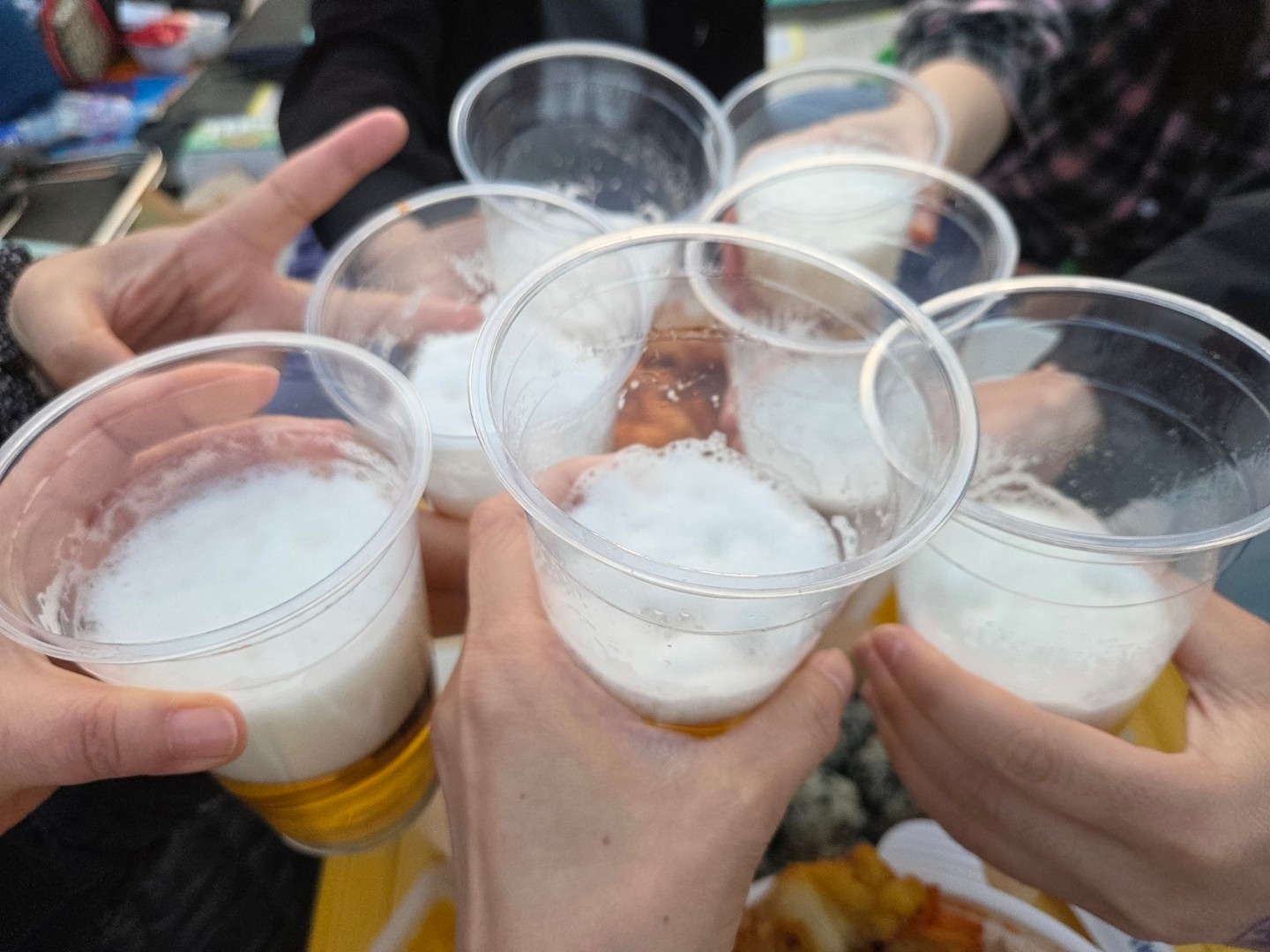 우전기 함께 만들어가요!
야압🌈
*아직 걸음마 수준이라 심플합니다. 뚝딱뚝딱!