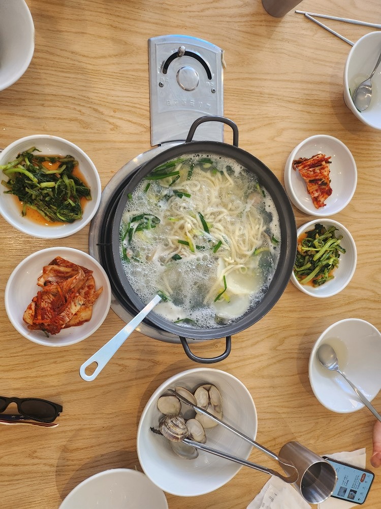 모임 만들고 첫 급 모임이 되버렸는데 참석 해주신 송아. 꽃길 친구님들과 즐거운 시간 보냈어요