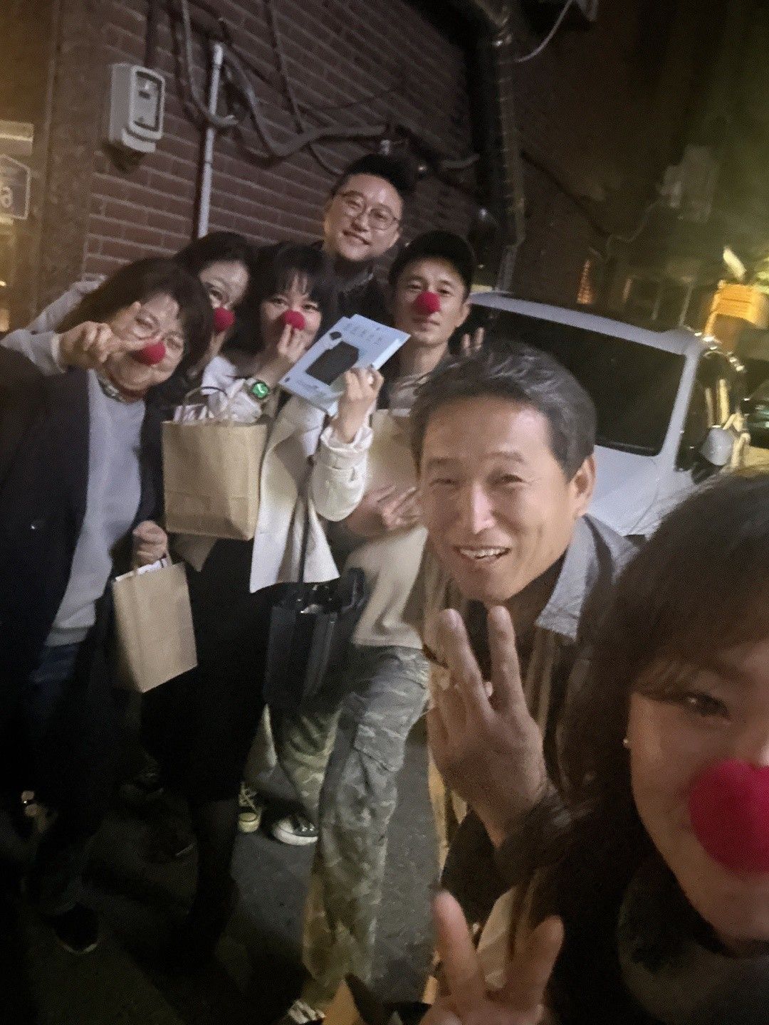 간지나게 놀고  먹자  ♡