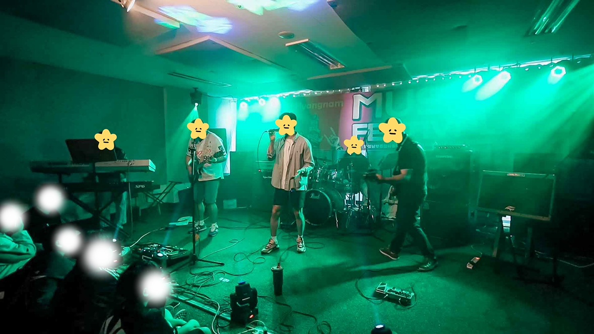 24일, 제7회 정모 공연이 성공적으로 마무리되었습니다
공연에 와주신 모든 분들께 진심으로 감사드리며
여러분의 응원과 힘찬 분위기 덕분에 정말 멋진 공연을 할 수 있었습니다

다가올 가을 공연도 함께 즐길 수 있기를 기대하며
다음 공연을 기대해 주세요 감사합니다! 😊

공연 영상은 카페에서 볼 수 있습니다!