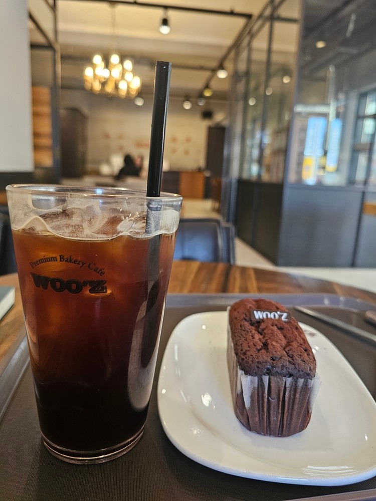 Woo~z 베이커리 ☕️  커피한잔의 시간