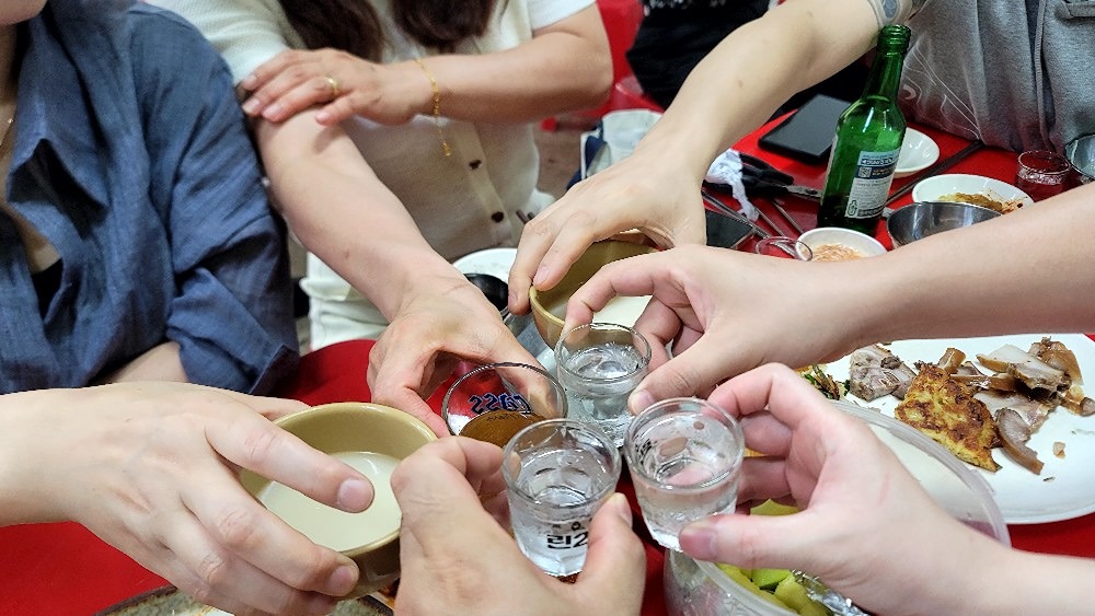 날더운데 시원하게 맥주 거거싱
