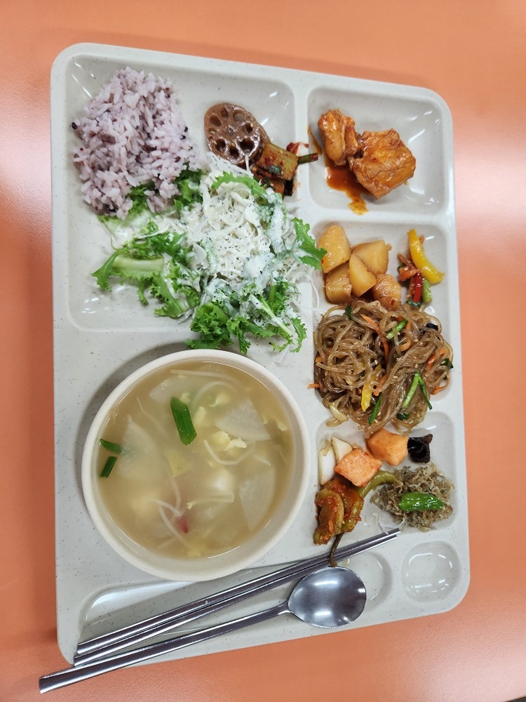 토요일 점심 한끼대접할게요^^*