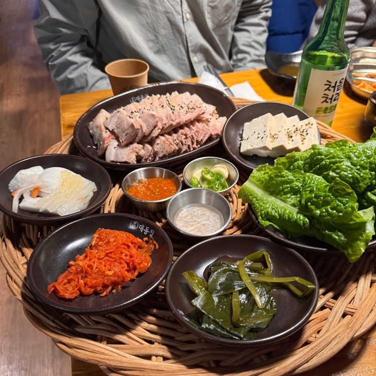 논현에서 수육 간단저녁 (시간변경)
