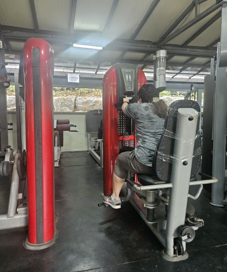 아차산 숲속 힐링 헬스장에서~  앨범 사진