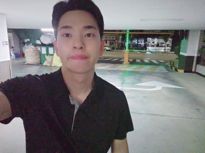 뛰다걷다 오랜만에 밤공기 마시며 운동했어요~~~🏃‍♂️