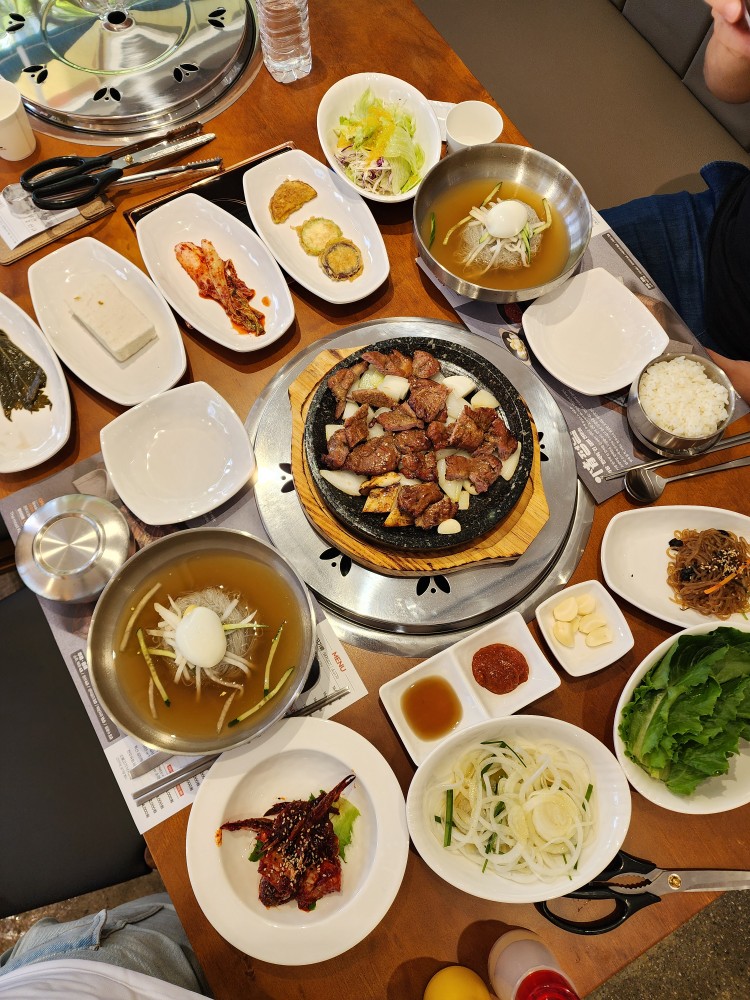 정담 서곡 본점