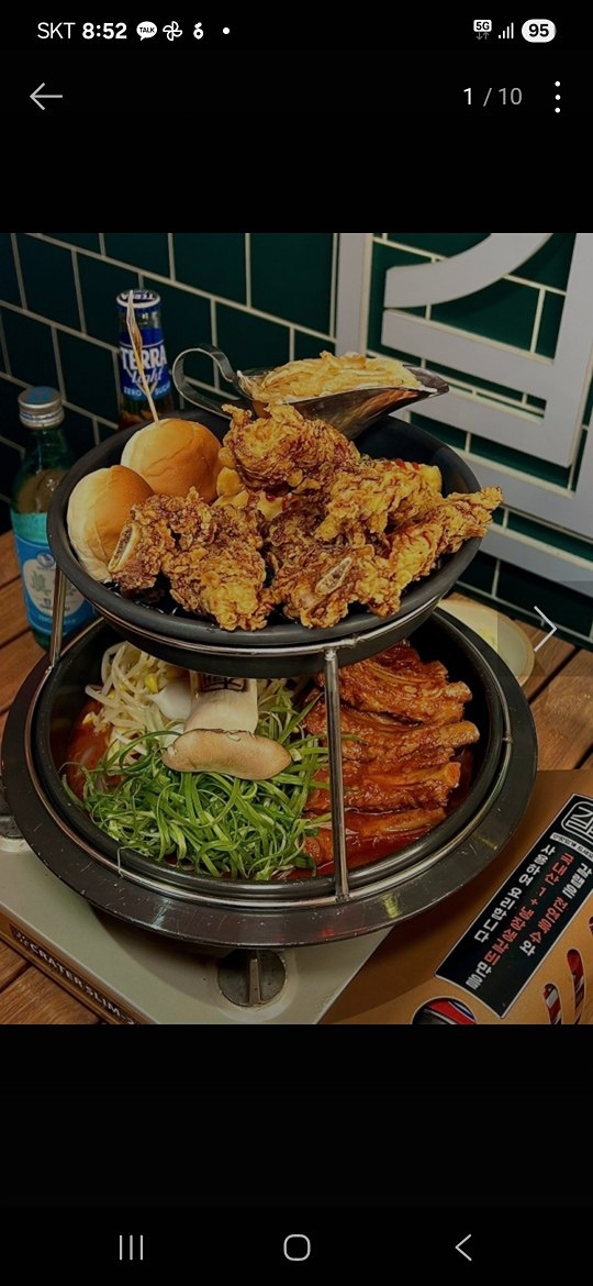 등갈비튀김%찜%버거...다먹자요!
