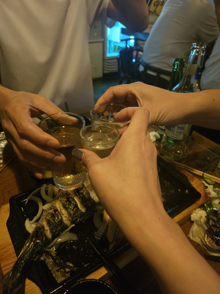 정말 이렇게 즐거워도 되는거에요? ㅎ
재미지다 재미지다^^
이 모임 포기할 수 없어!