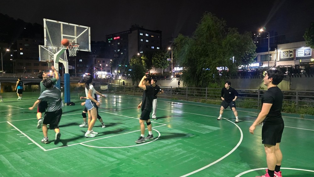 쑥고개 도림천 저녁 7시 농구