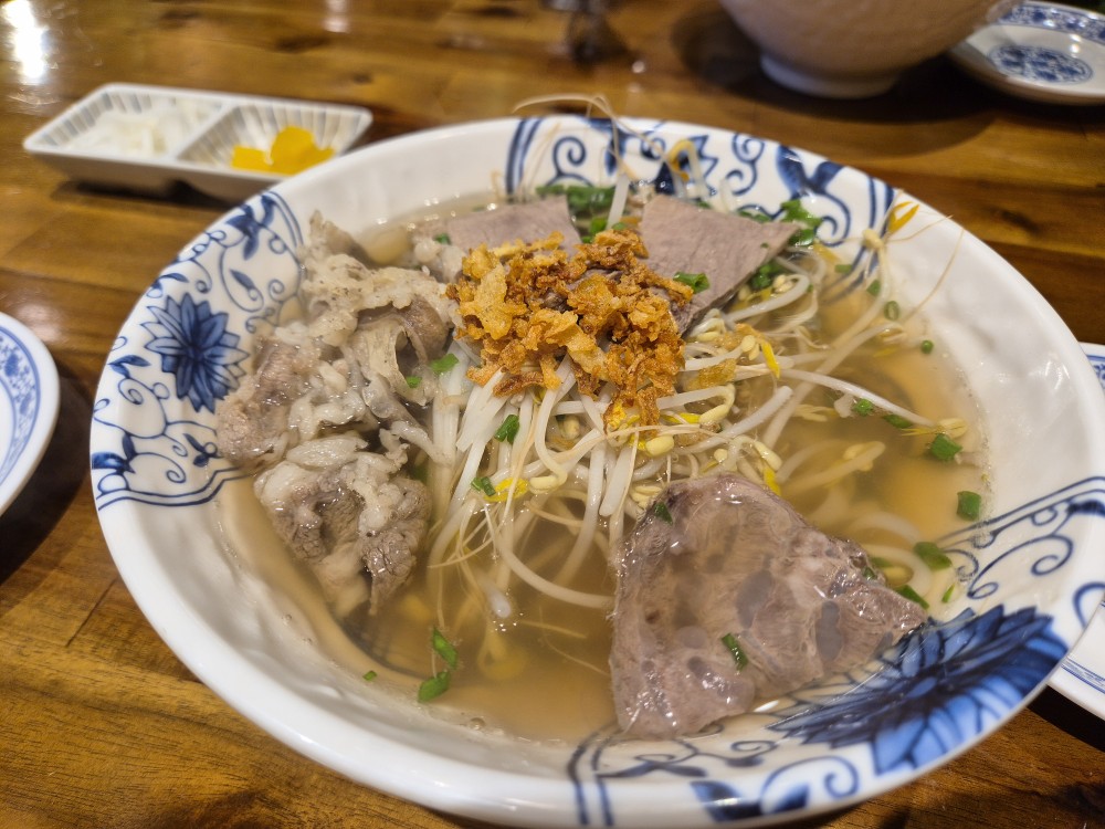 알고보니 구면!
하지만 어색……
맛있는 식사와 소박한이야기로 
즐거운시간보내고
해산!
