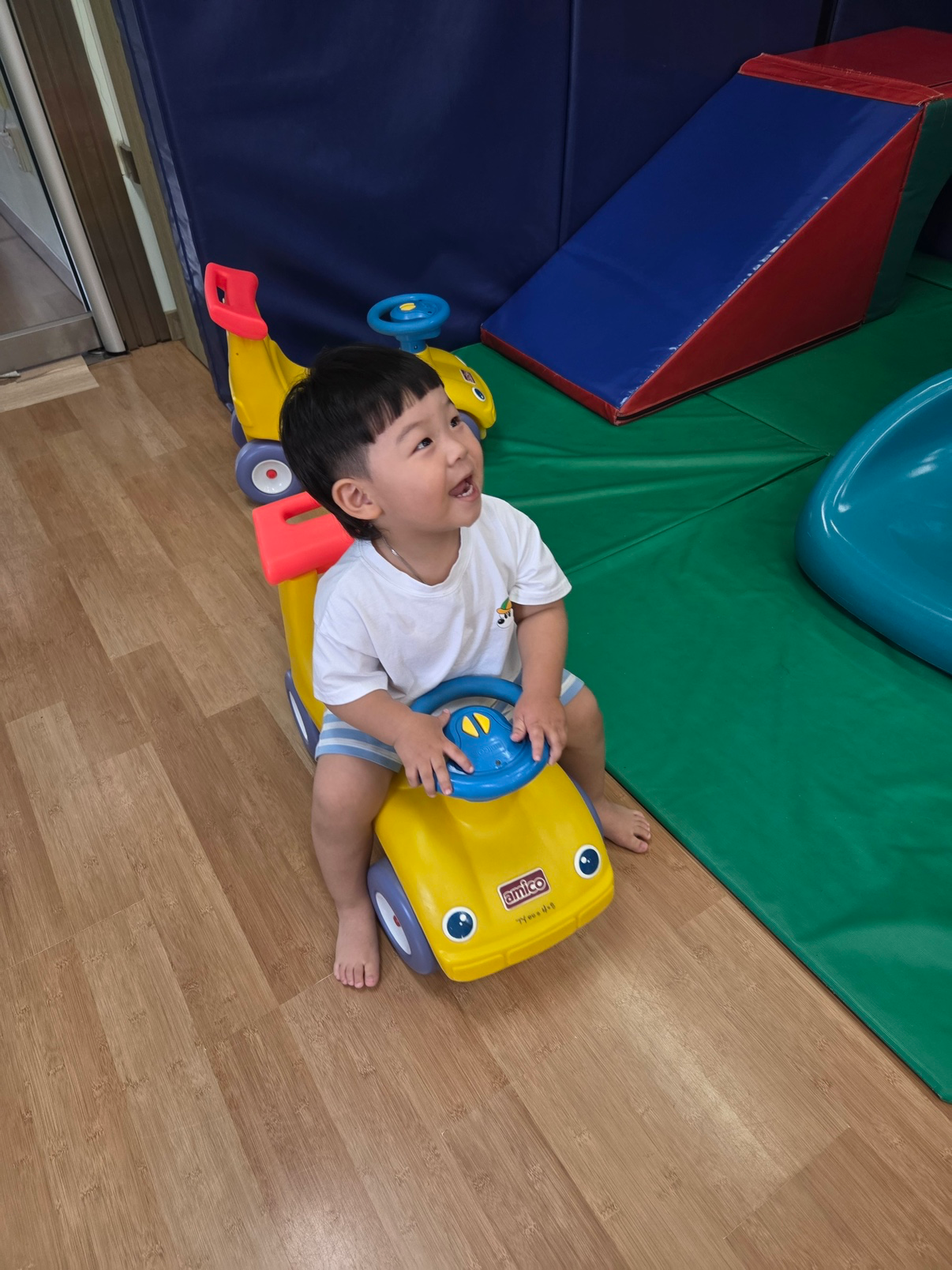 우리 아기는 10월 말 가을에 태어났어요ᩚ.