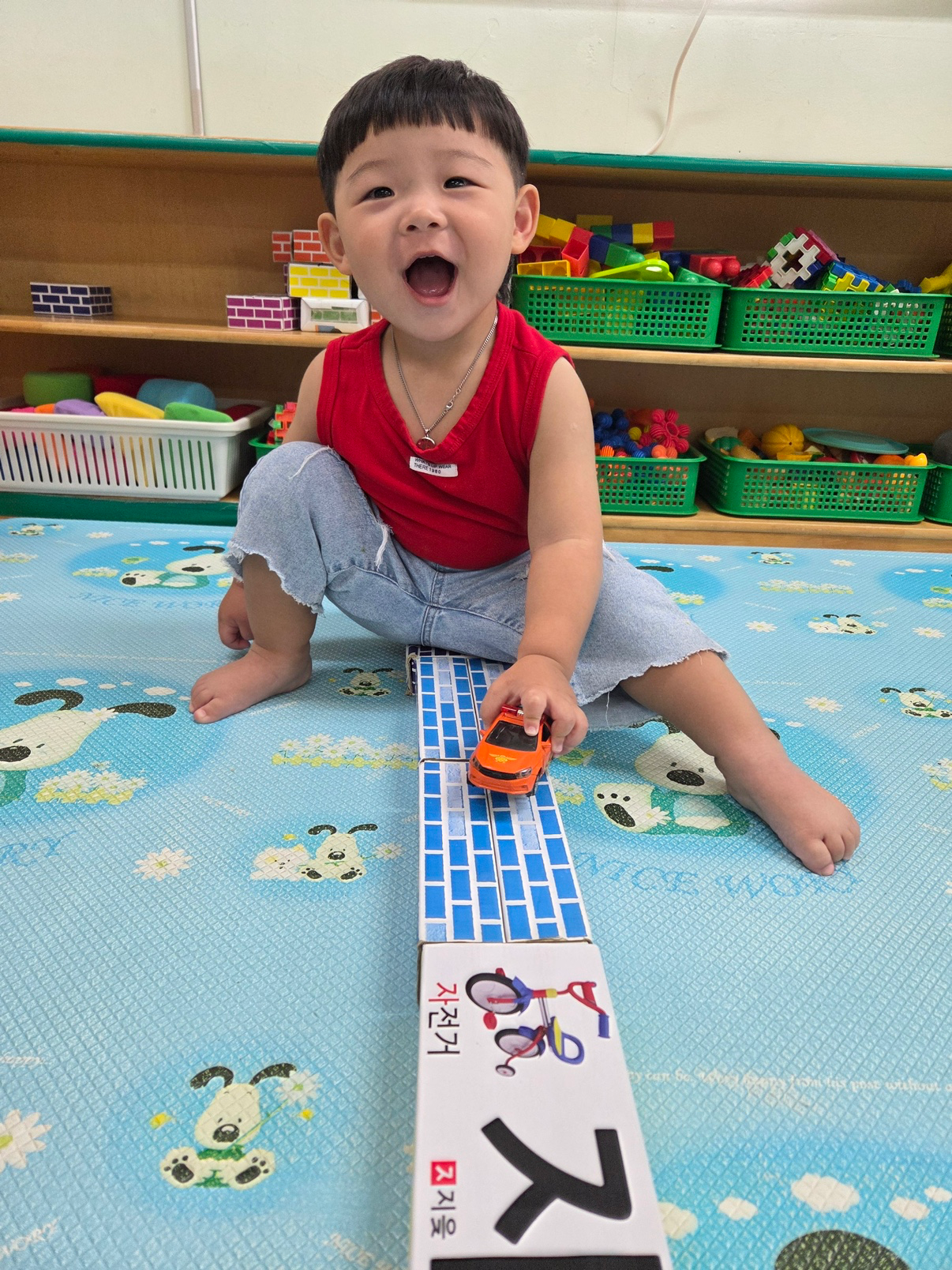 우리 아기는 10월 말 가을에 태어났어요ᩚ.