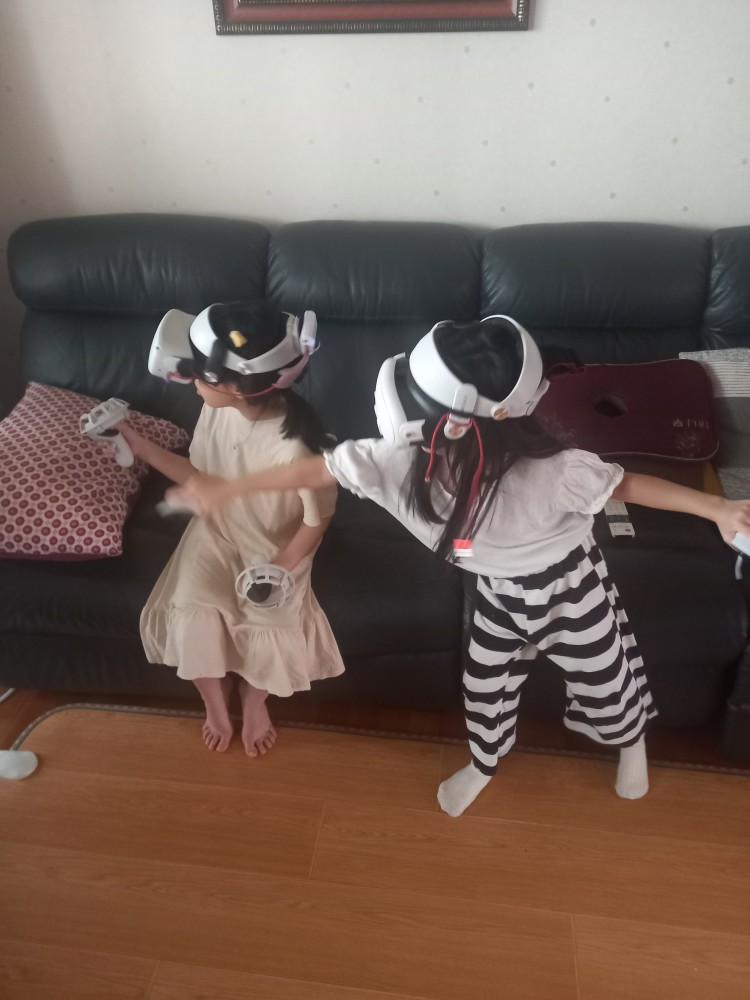 음~ 짐 따로 사진이 없지만  조카님들 사진으로 기기 인증 하겠습니다 ㅎㅎ  양해바래요